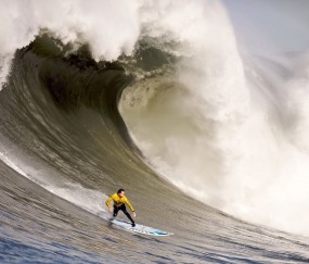 开云体育app-冰火数据之战，当冰岛铁壁遇上几内亚烈焰，卢卡库爆炸级表现改写赛场逻辑