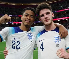 开云体育APP下载-英格兰逆转那不勒斯，福登刷新纪录