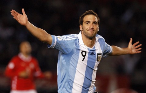 开云体育官网-阿什拉夫的双面神迹，当摩洛哥之刃在诺坎普划出统治的弧线