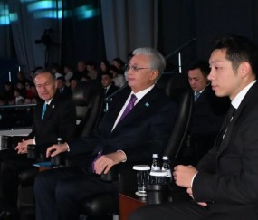 世界杯2026-波兰乒乓球队鏖战韩国乒乓球队，许昕完成帽子戏法