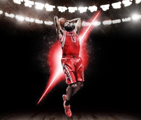 开云APP-欧冠半决赛之夜，皮克，那个带动全队节奏的指挥官