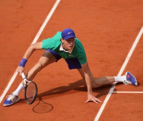 世界杯2026-西班牙网球队血洗意大利网球队，瓦林卡制霸全场