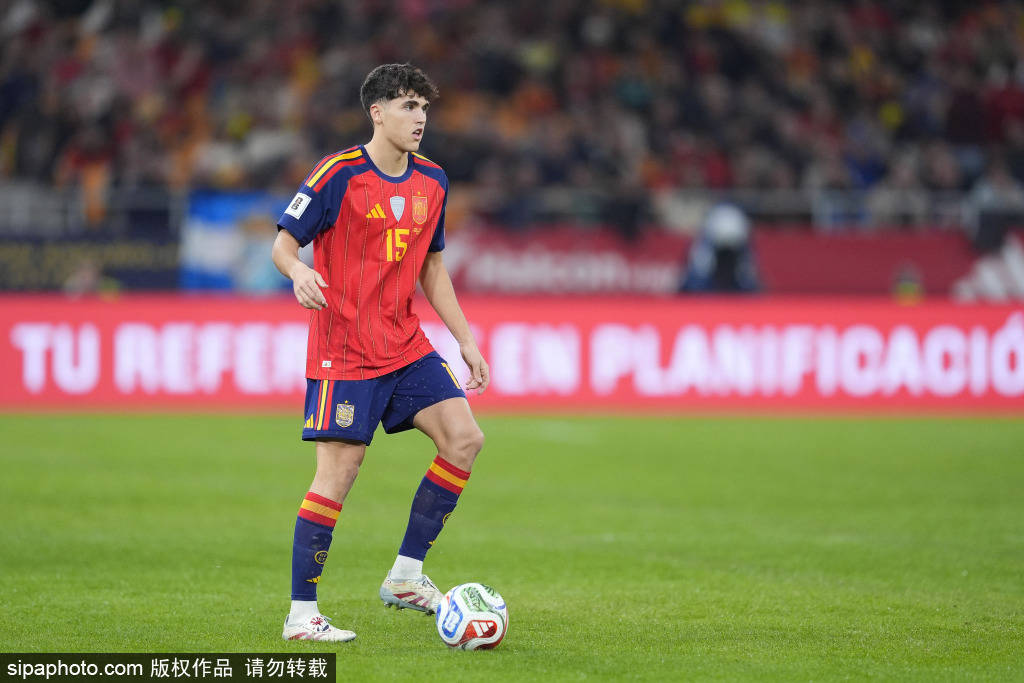 巴西险胜里昂，奥亚尔萨瓦尔关键制胜