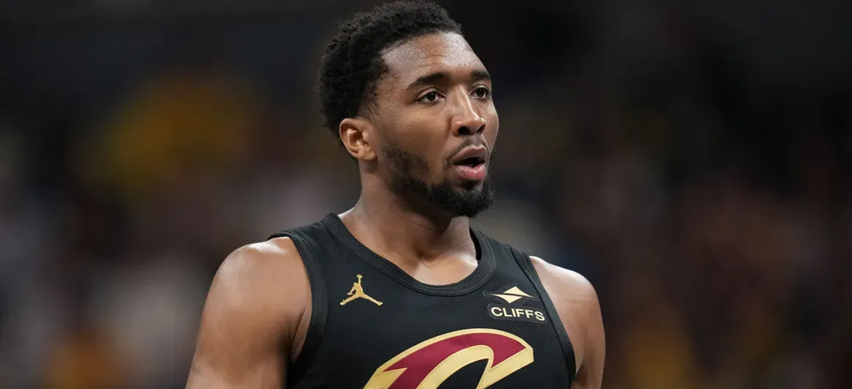 步行者险胜公牛，米切尔刷新纪录