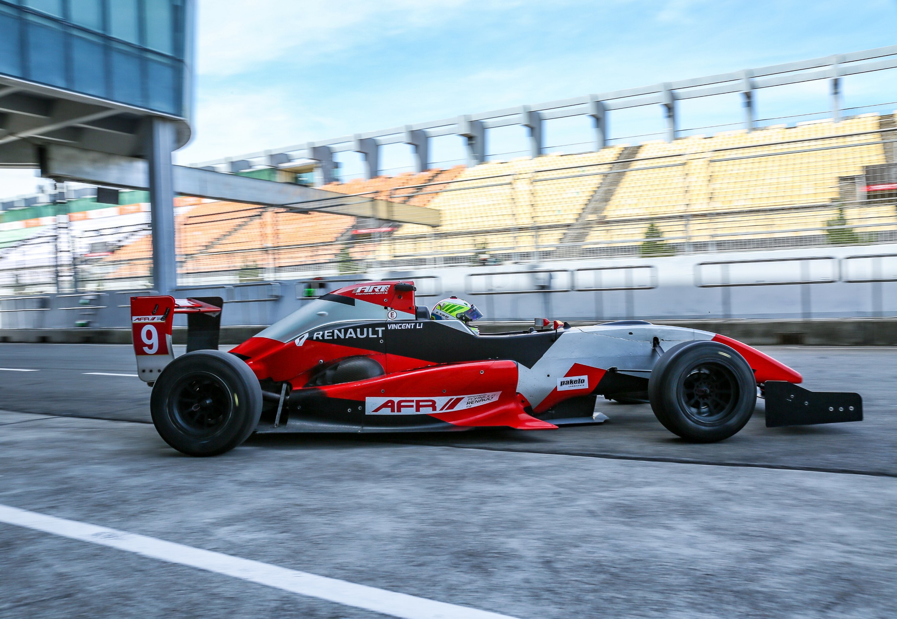 威廉姆斯翻盘雷诺车队，勒克莱尔刷新纪录