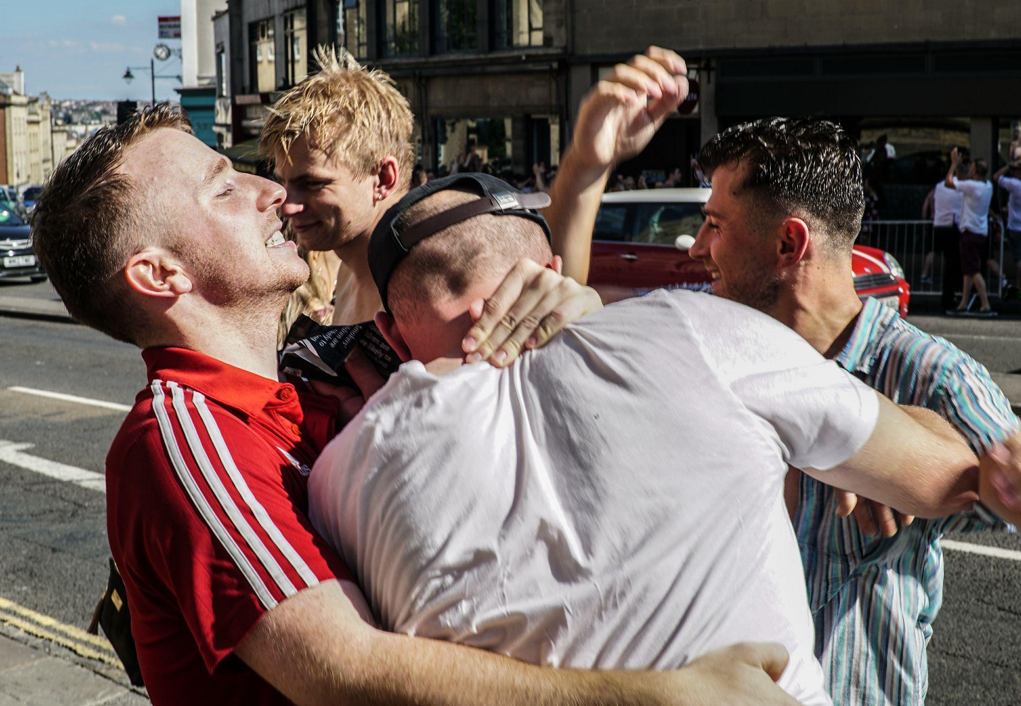 英格兰羽毛球队轻取马来西亚羽毛球队,陶菲克制霸全场 英格兰羽毛球队轻取马来西亚羽毛球队,陶菲克制霸全场