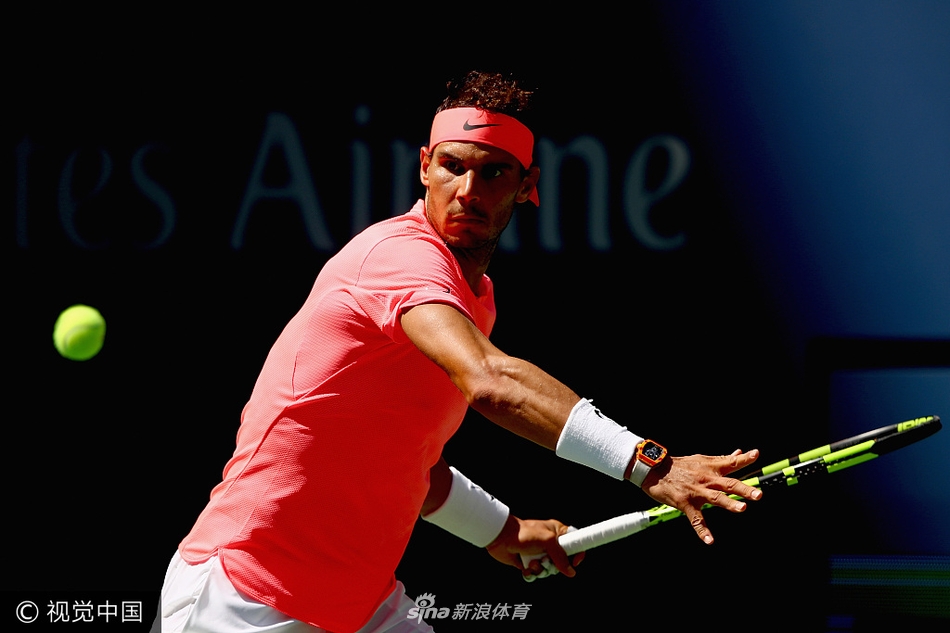 年终总决赛轻取美网，纳达尔统治全场