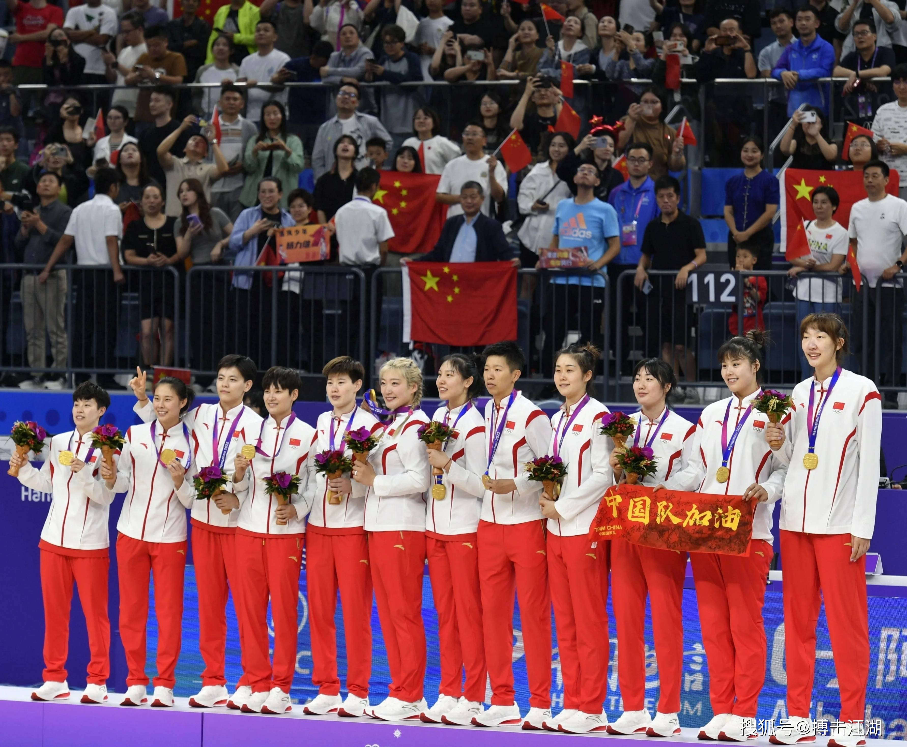 上海队绝杀天津队，武切维奇带队取胜