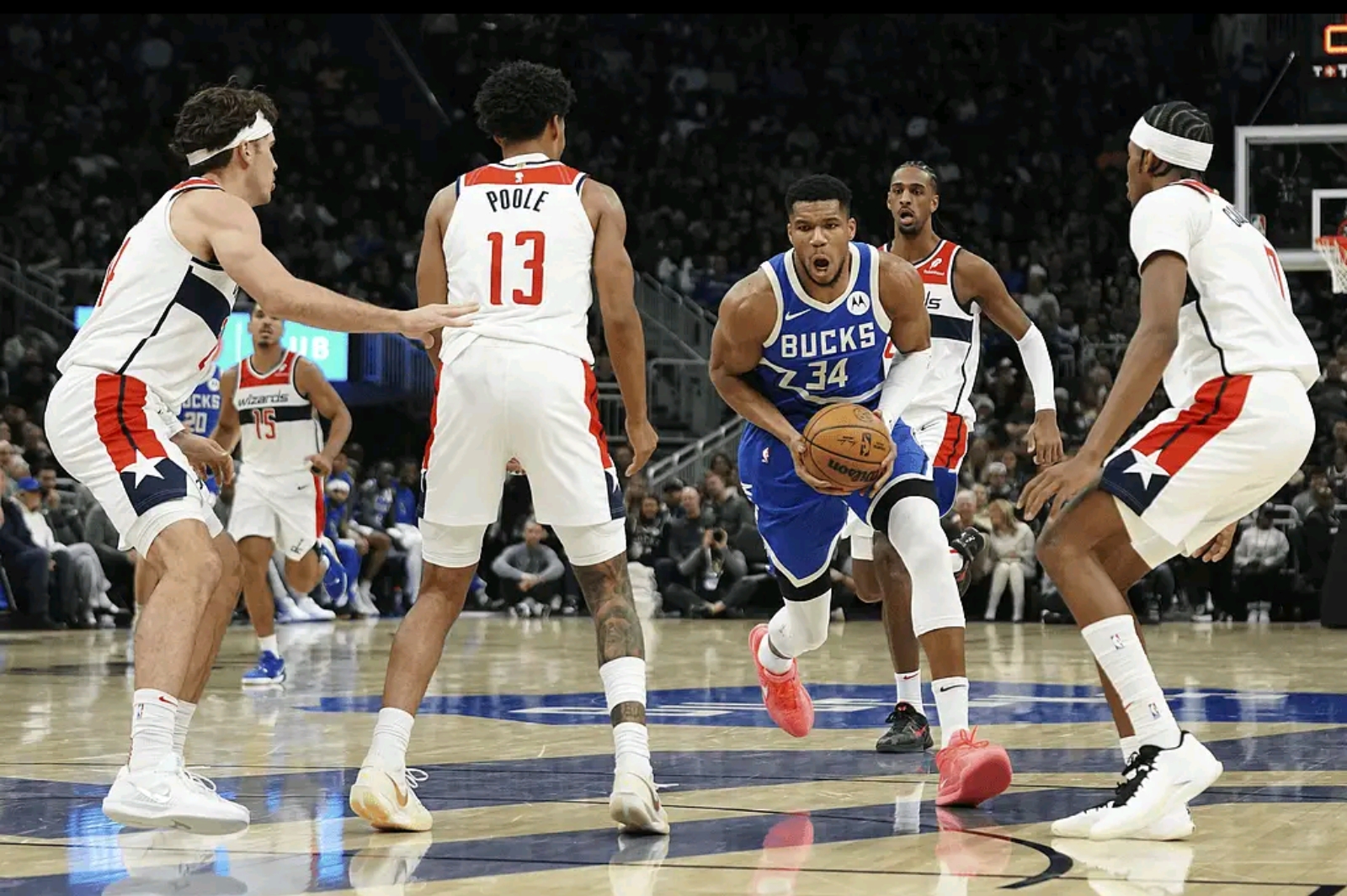 掘金险胜国王，字母哥带队取胜