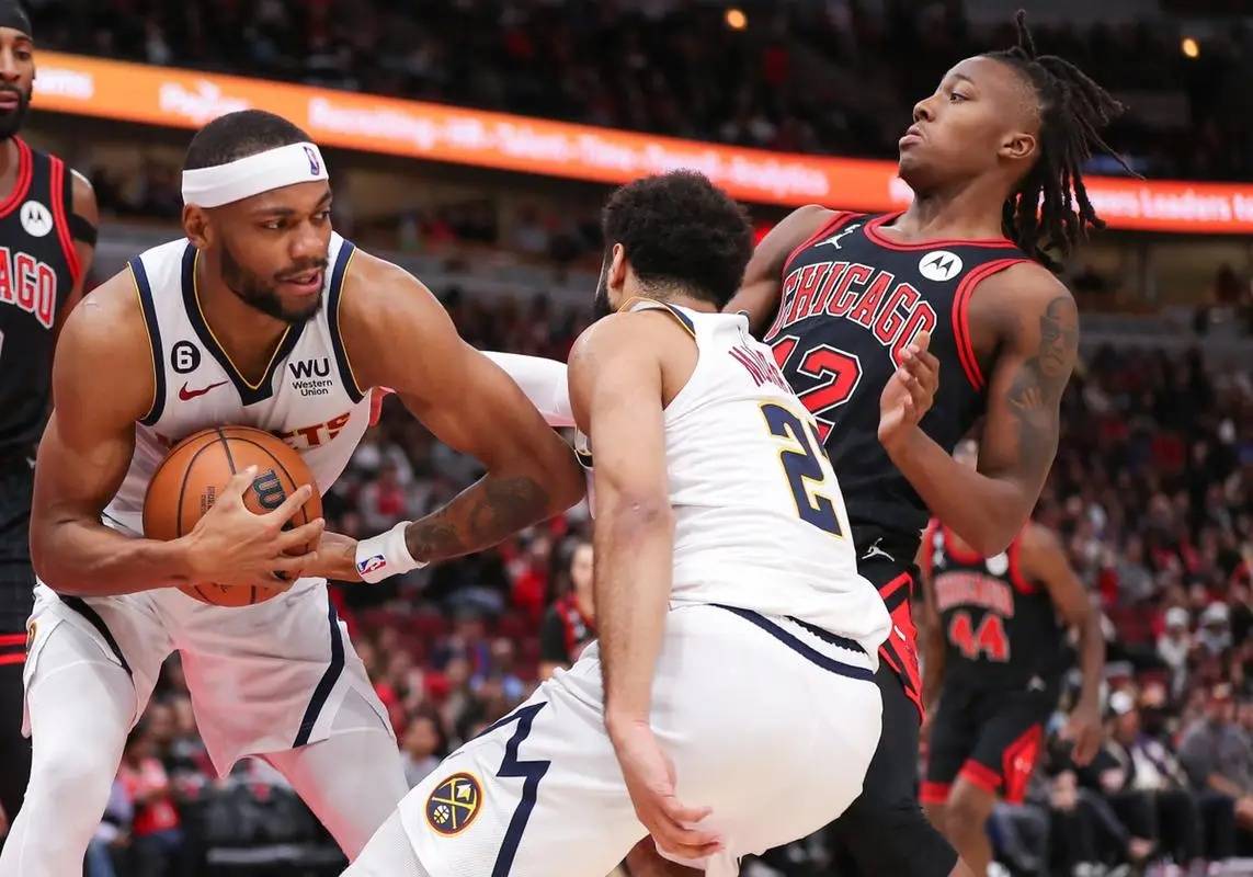 雄鹿B队险胜猛龙，杰伦·布朗绝境逆转