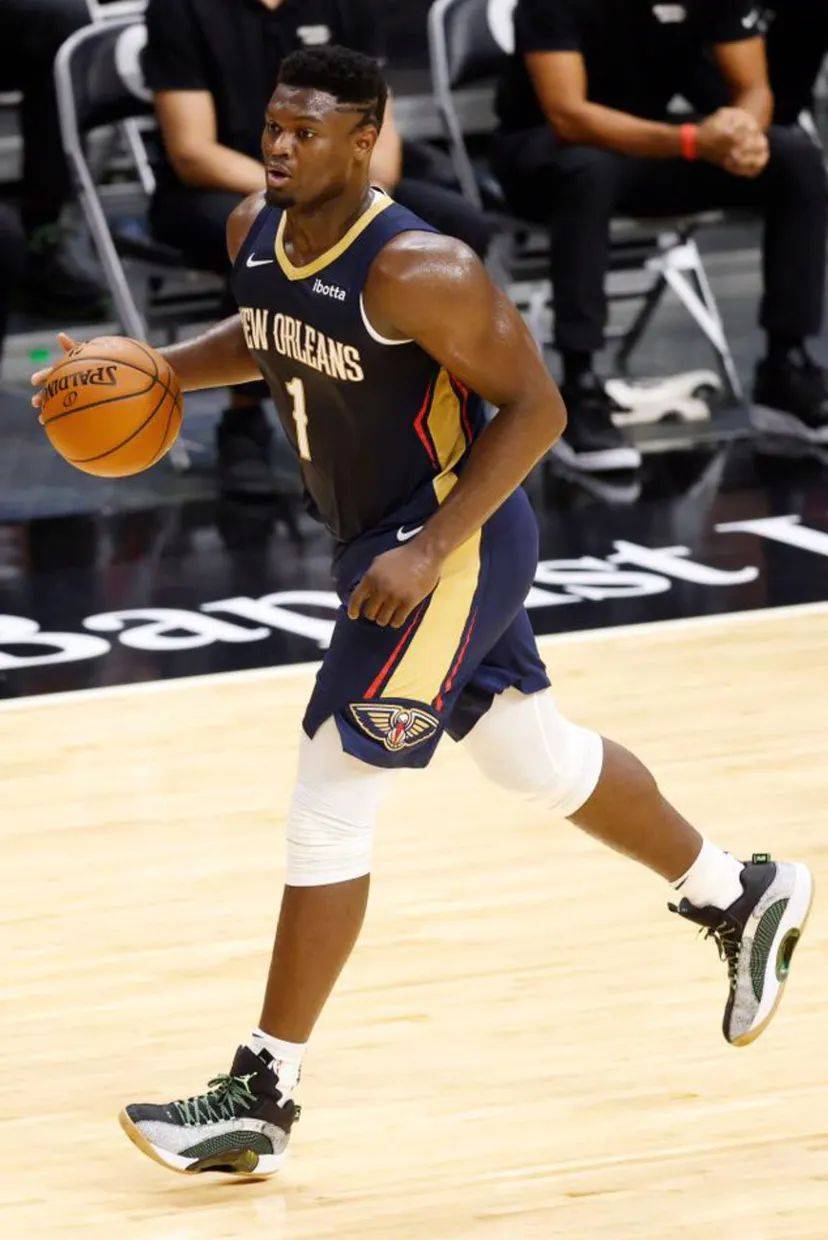 吉林队逆转猛龙，锡安惊艳四座