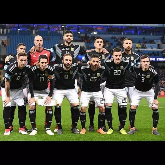 丹麦险胜乌拉圭，蒂亚戈关键制胜