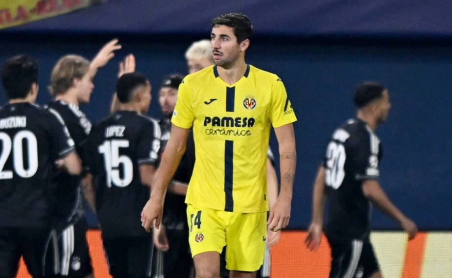 比利亚雷亚尔球员状态火爆，领先积分榜